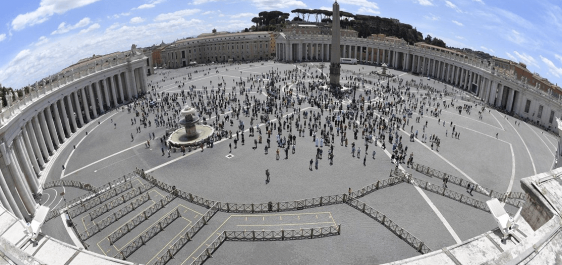 ساحة القديس بطرس كما بدت خلال صلاة التبشير الملائكي اليوم الاحد، 7 حزيران 2020 (تصوير: إعلام الفاتيكان)