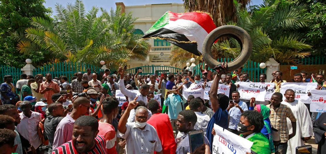 الاف المتظاهرين في العاصمة السودانية، 17 آب 2020