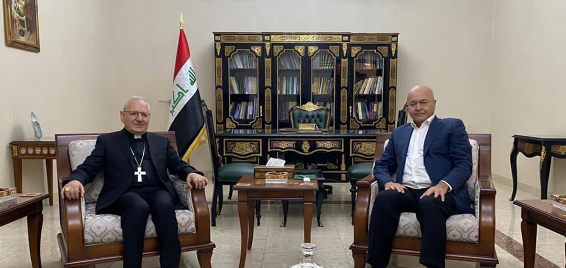 الرئيس العراقي برهم صالح يلتقي البطريرك الكلداني الكاردينال لويس روفائيل الأول ساكو، 17 تشرين الأول 2020 (رئاسة جمهورية العراق)