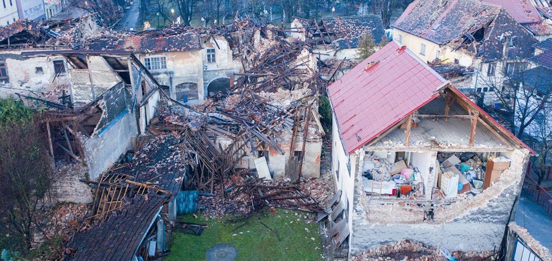 مبان منهارة جراء زلزال ضرب وسط كرواتيا، 30 كانون الأول 2020