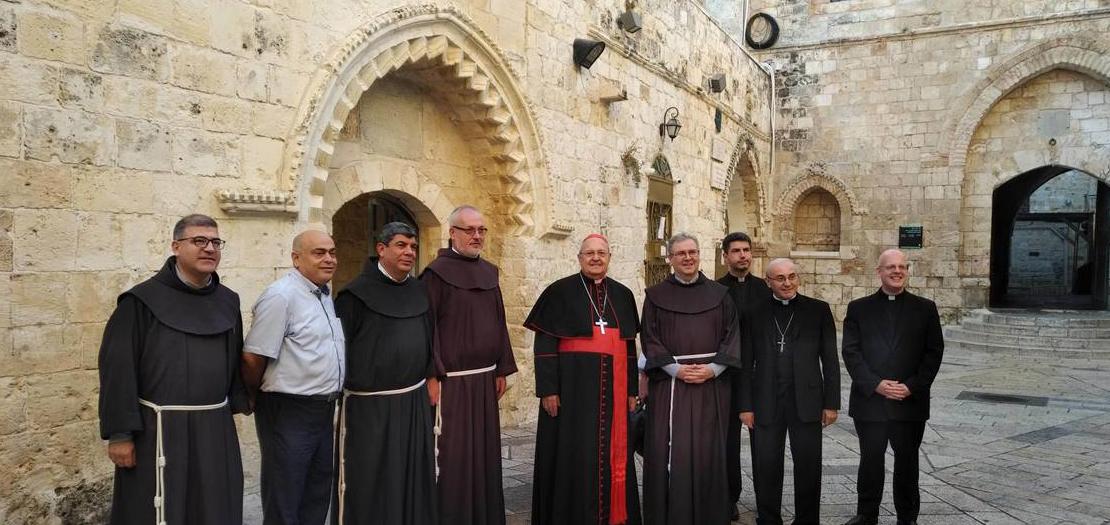 عميد مجمع الكنائس الشرقية في القدس خلال مشاركته الاحتفالات بمرور 800 عامًا على حج القديس فرنسيس إلى الأرض المقدسة عام 1219. 