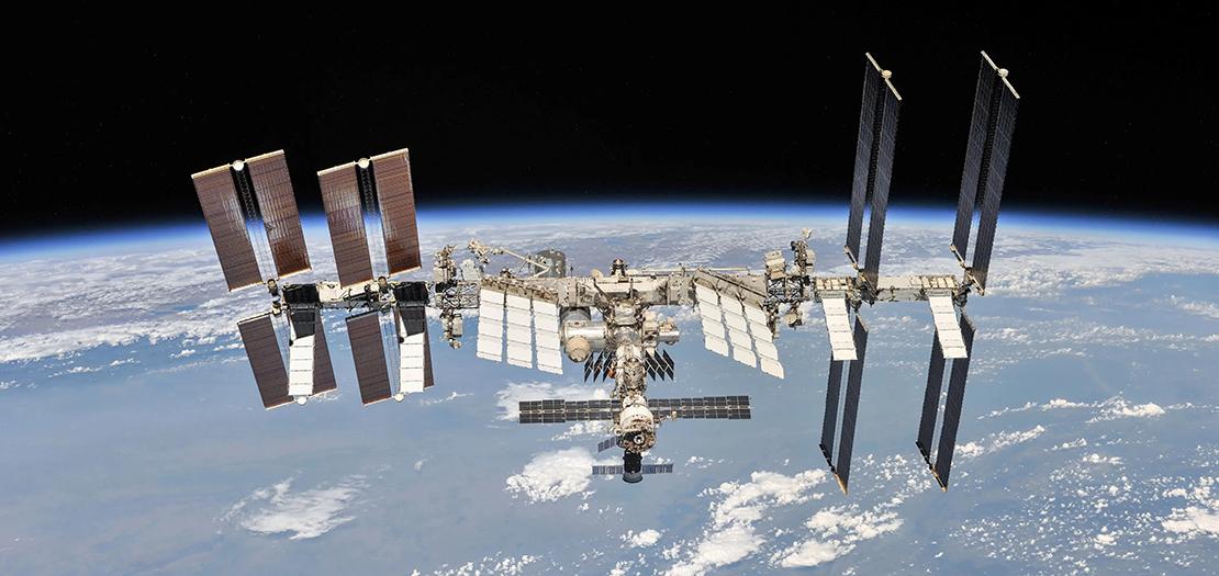 صورة لمحطة الفضاء الدولية التقطها رائد فضاء من صاروح "سويوز" الروسي، 4 تشرين الأول 2018