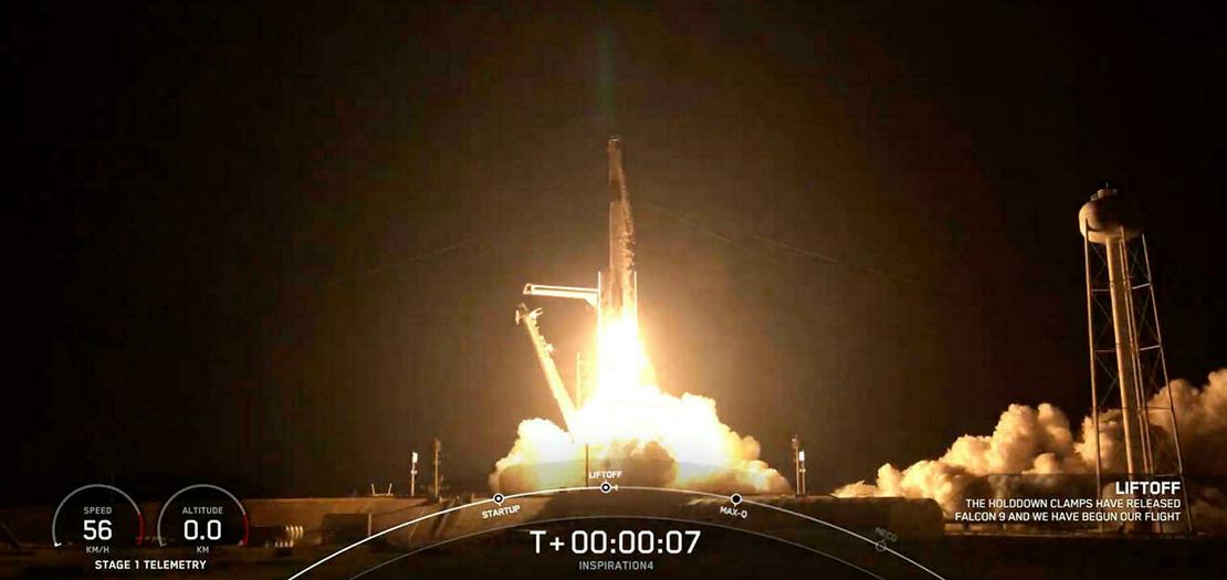 صورة ملتقطة من الشاشة تظهر المركبة الفضائية فالكون 9 لدى إقلاعها من مركز كينيدي الفضائي في فلوريدا في 15 أيلول 2021