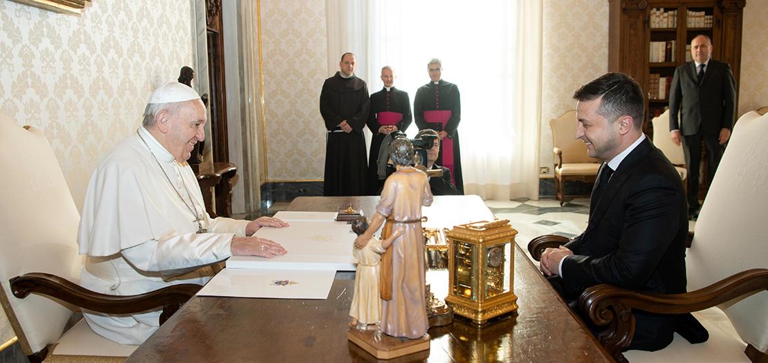 البابا فرنسيس يلتقي الرئيس الأوكراني فولوديمير زيلينسكي، بلقاء خاص بالفاتيكان، 8 شباط 2020