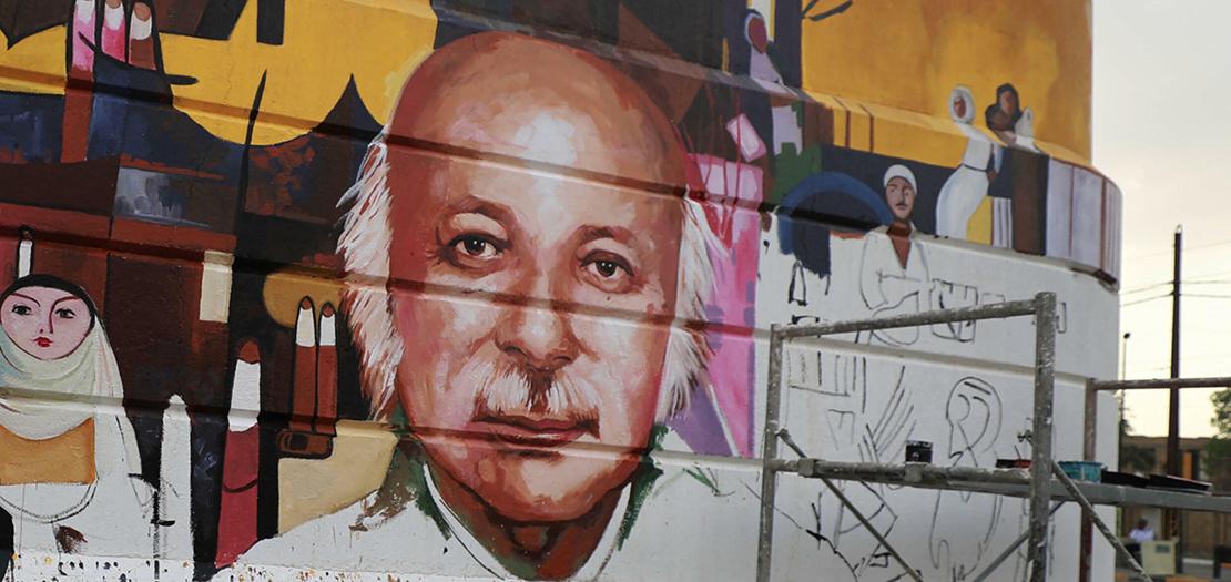 جدارية تمثّل للشاعر العراقي مظفر النواب في العاصمة العراقية بغداد