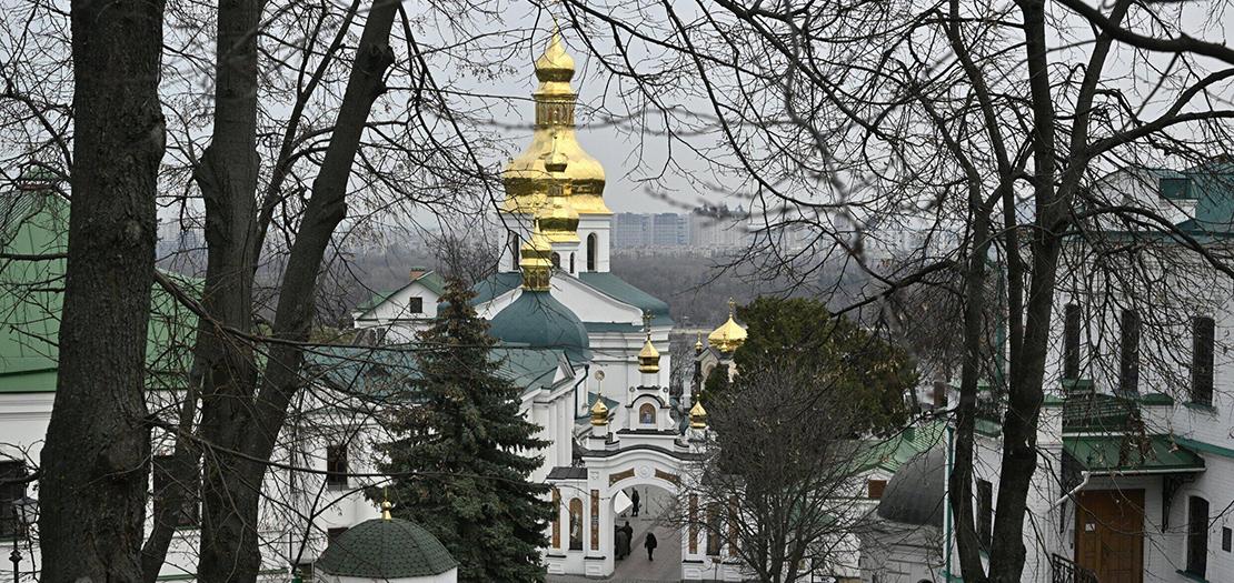 دير الكهوف الارثوذكسي التاريخي في كييف في 24 آذار 2023