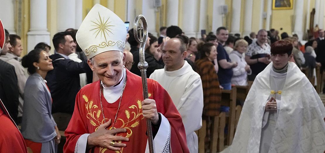الكاردينال تزوبي يترأس القداس في كاتدرائية أم الله في موسكو