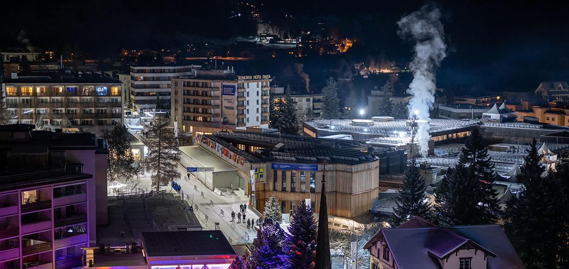 مركز المؤتمرات في منتجع دافوس في جبال الألب، في يوم افتتاح المنتدى الاقتصادي العالمي السنوي في دافوس في 16 كانون الثاني 2023