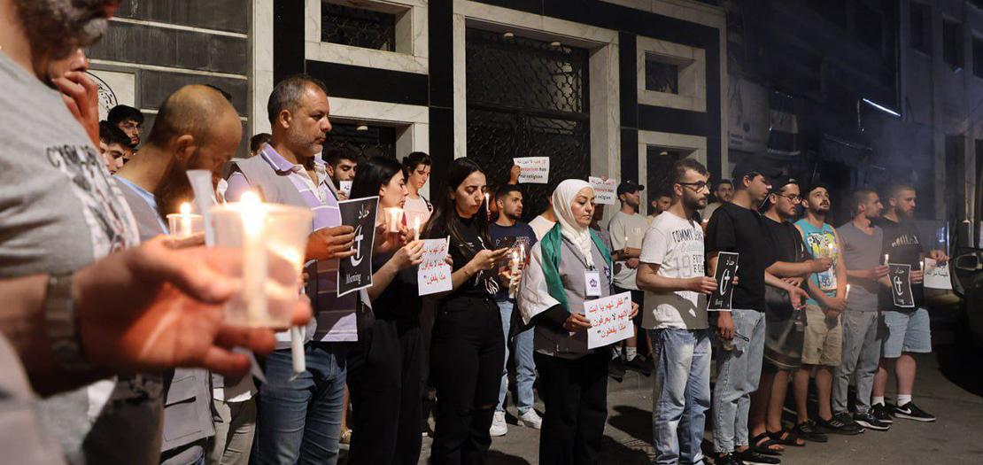 وقفة تضامنيّة لأهالي حمص بعد استهداف كنيسة مار الياس بدمشق