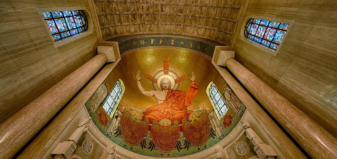 سِلسلة قِراءات كِتابيّة بين العَهدَّين (2صم 5: 1- 3؛  لو 23: 35- 43)