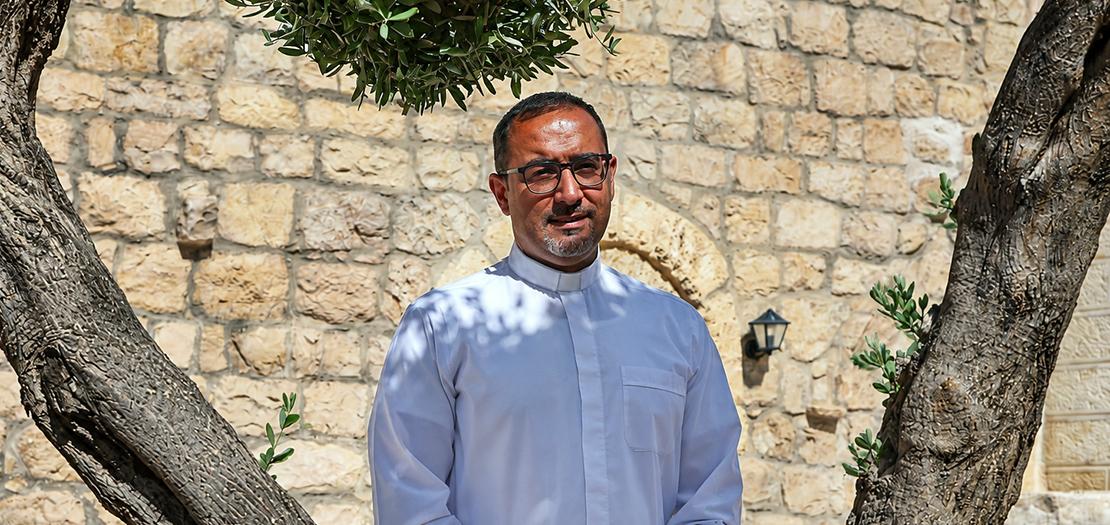 كاهن البطريركية اللاتينية في الطيبة
